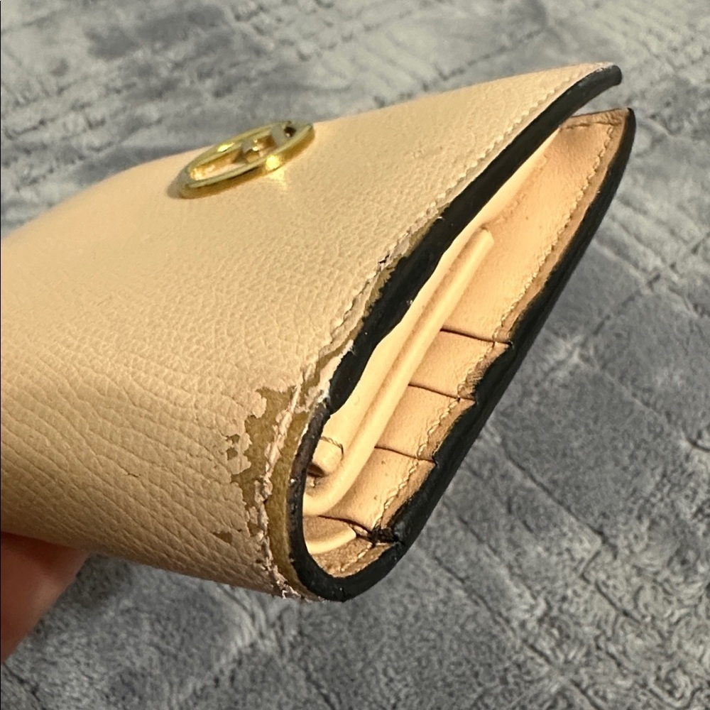 Fendi Compact Leather Wallet - Picture 3 of 13